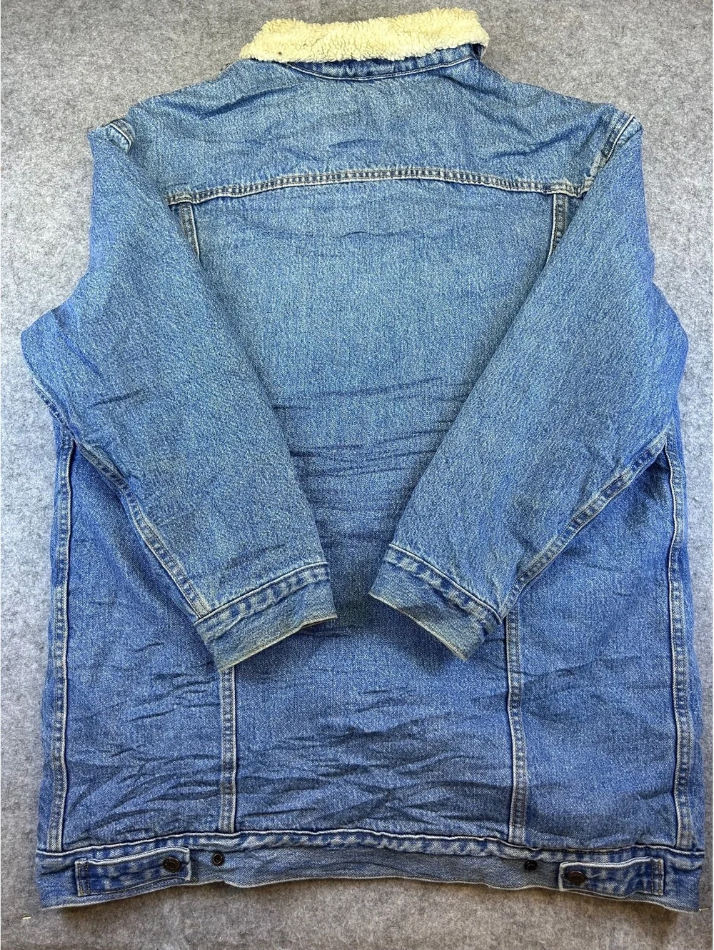 Levi's Sherpa Lined Denim Jacket Sz M Chore Coat Barn Outdoor Western Work Light